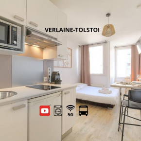 VERLAINE-Tolstoi